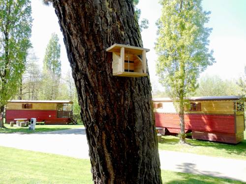 Imagen de la habitación del Hotel Rives Nature Campsite. Foto 8