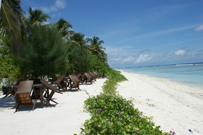 Imagen de los exteriores del Hotel Rivethi Beach. Foto 11