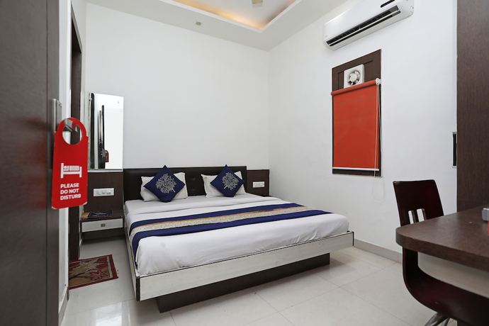 Imagen de la habitación del Hotel Riviera, Agra. Foto 3