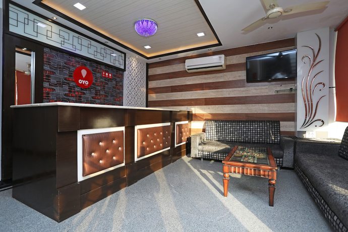 Imagen de los interiores del Hotel Riviera, Agra. Foto 18