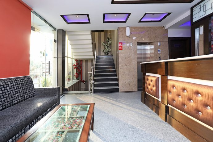 Imagen de los interiores del Hotel Riviera, Agra. Foto 20