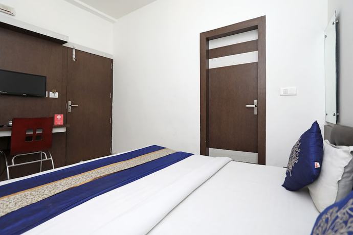 Imagen de la habitación del Hotel Riviera, Agra. Foto 10