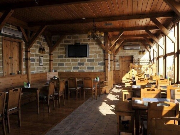 Imagen del bar/restaurante del Hotel Riviera, Baku. Foto 4