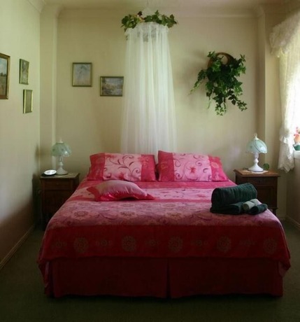 Imagen de la habitación del Hotel Riviera Bed and Breakfast. Foto 16