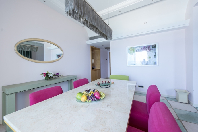 Imagen de la habitación del Hotel Riviera Beirut. Foto 5