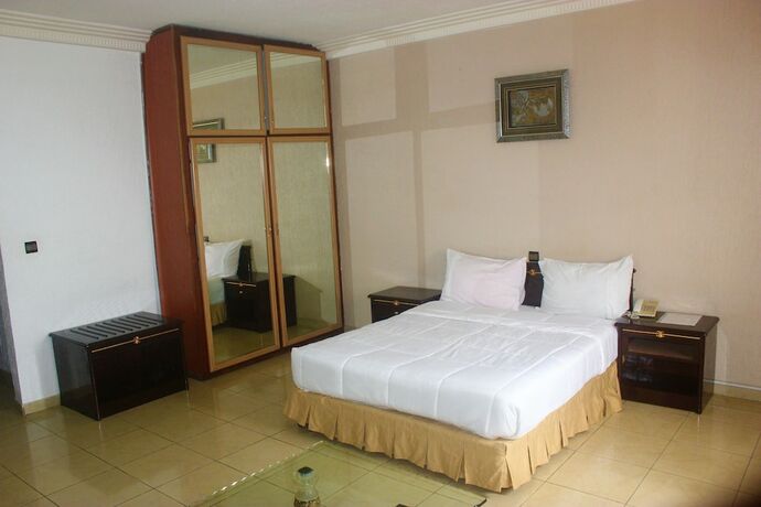 Imagen de la habitación del Hotel Riviera Benin. Foto 17