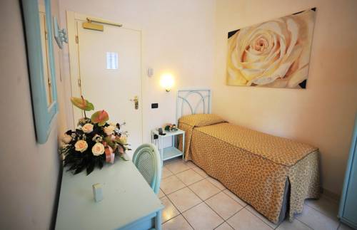 Imagen de la habitación del Hotel Riviera Blu. Foto 9