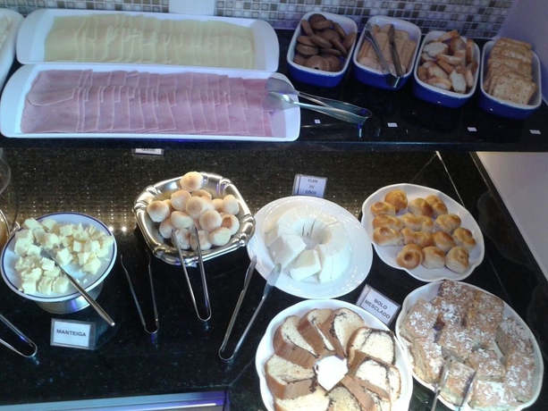 Imagen del bar/restaurante del Hotel Riviera, Brasilia. Foto 5