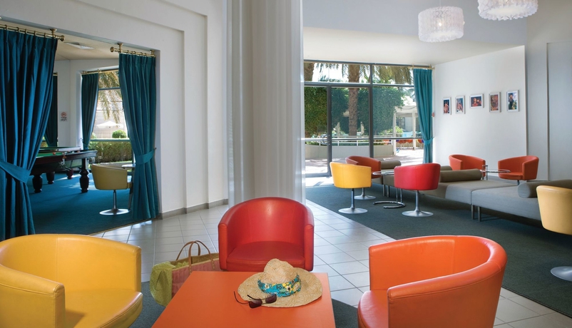 Imagen de los interiores del Hotel Riviera By Isrotel Collection. Foto 6