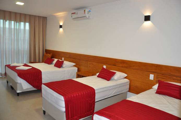 Imagen de la habitación del Hotel Riviera Capit&oacute;lio. Foto 11