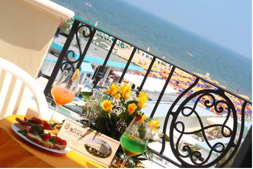 Imagen de la habitación del Hotel Riviera, Cervia. Foto 5
