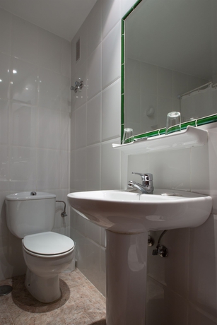 Imagen de la habitación del Hotel Riviera, Córdoba. Foto 8