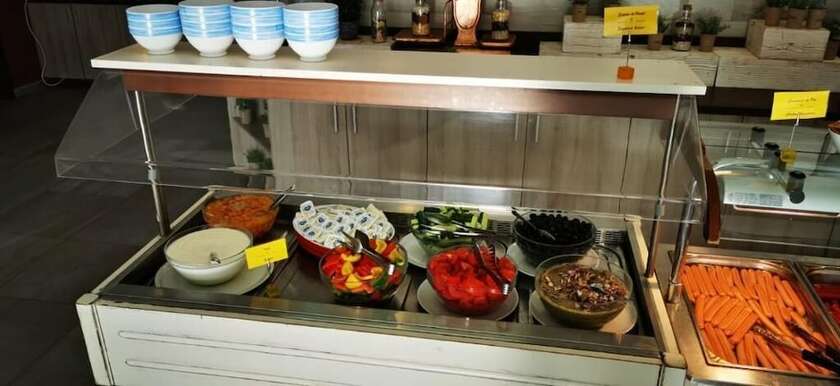 Imagen del bar/restaurante del Hotel Riviera, Constanta. Foto 17