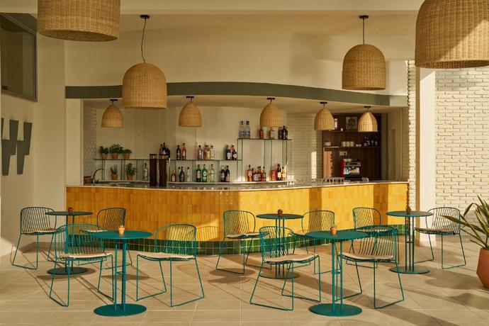 Imagen del bar/restaurante del Hotel Riviera Costa del Sol - Adults Recommended. Foto 3
