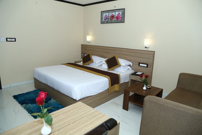 Imagen de la habitación del Hotel Riviera, Dispur. Foto 15