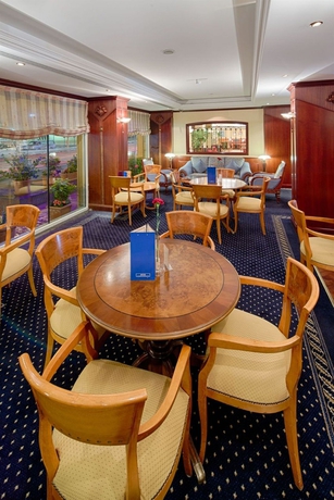 Imagen del bar/restaurante del Hotel Riviera Dubai. Foto 4