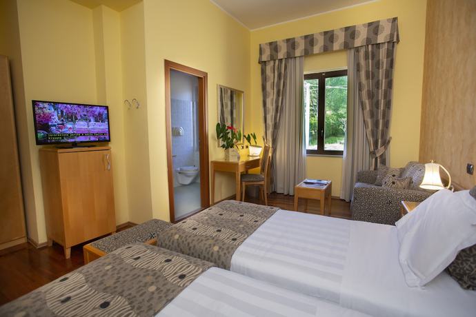 Imagen de la habitación del Hotel Riviera, Enna. Foto 2