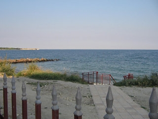 Imagen de los exteriores del Hotel Riviera(.). Foto 2
