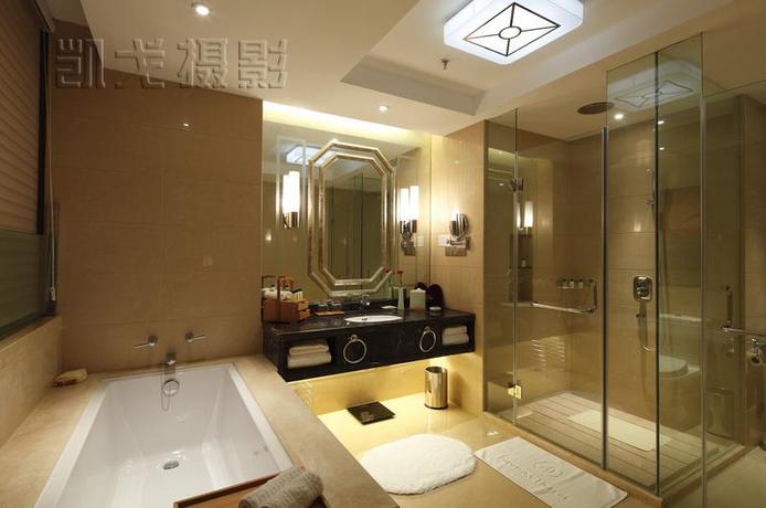 Imagen de la habitación del Hotel Riviera Hotel - Ningbo. Foto 10