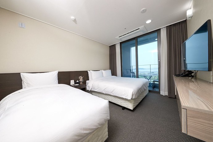 Imagen de la habitación del Hotel Riviera Incheon Airport Hotel. Foto 13