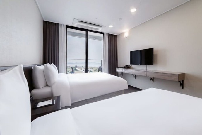Imagen de la habitación del Hotel Riviera Incheon Airport Hotel. Foto 14