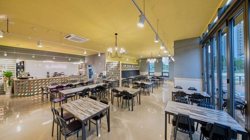 Imagen del bar/restaurante del Hotel Riviera Incheon Airport Hotel. Foto 6