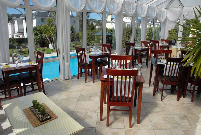 Imagen de los interiores del Hotel Riviera Lodge. Foto 12