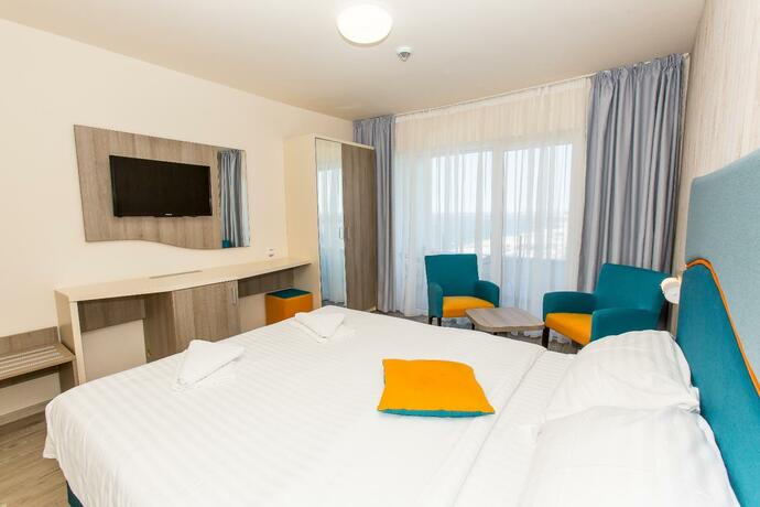 Imagen general del Hotel Riviera, MAMAIA. Foto 1