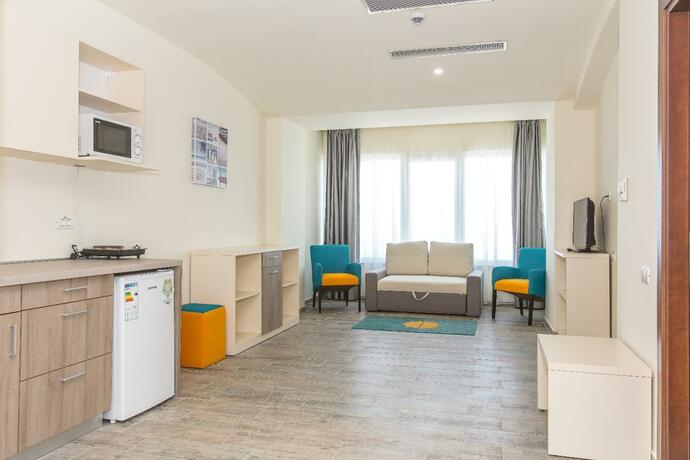 Imagen general del Hotel Riviera, MAMAIA. Foto 22