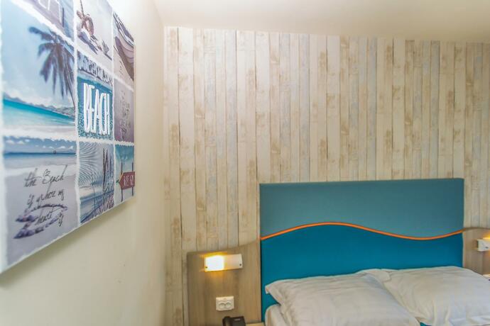 Imagen general del Hotel Riviera, MAMAIA. Foto 36