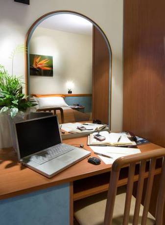 Imagen de la habitación del Hotel Riviera, Misano Adriatico. Foto 4