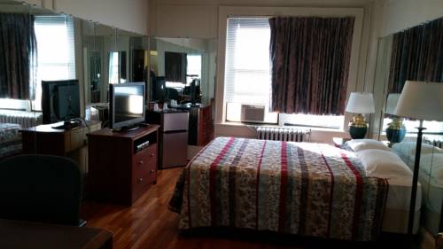 Imagen de la habitación del Hotel Riviera, Newark. Foto 6