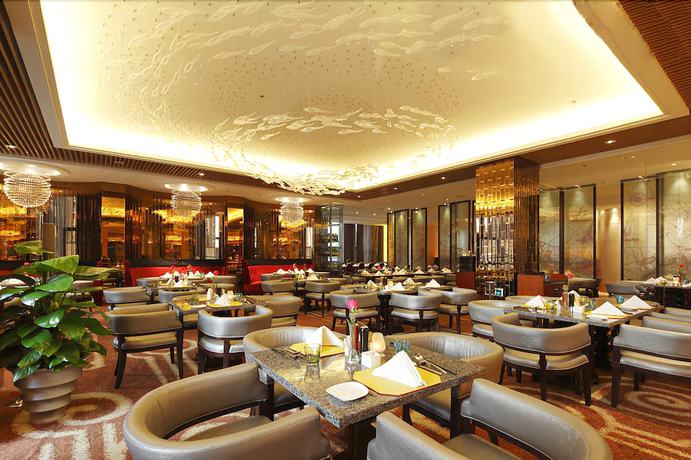 Imagen del bar/restaurante del Hotel Riviera Ningbo. Foto 2