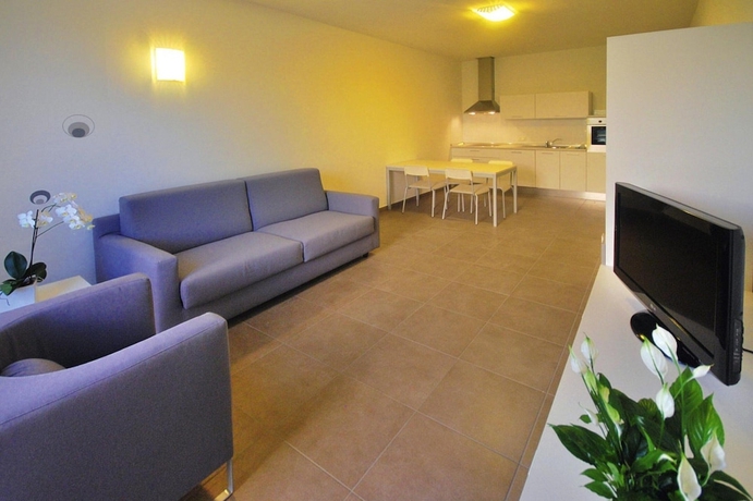 Imagen de la habitación del Hotel Riviera Palace Residence. Foto 9