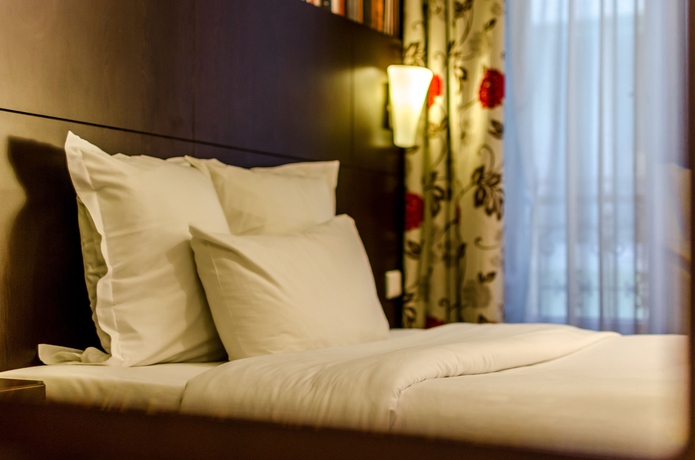 Imagen de la habitación del Hotel Riviera, París. Foto 10