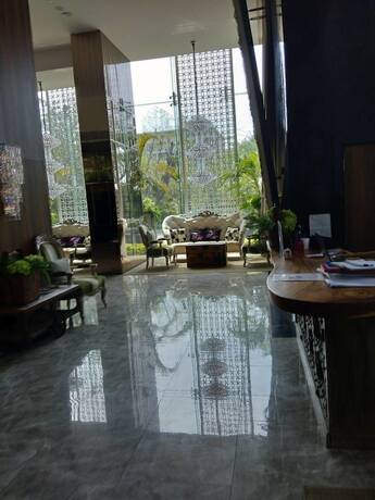 Imagen general del Hotel Riviera Pattaya Beach. Foto 8