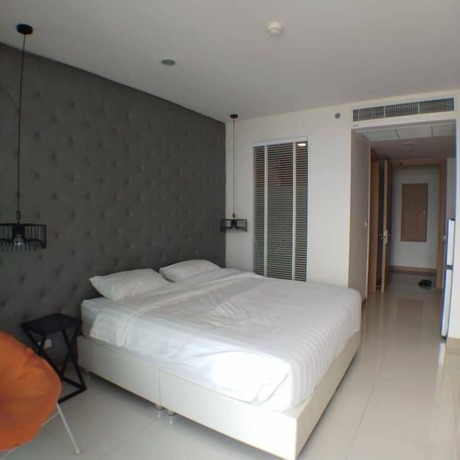 Imagen general del Hotel Riviera Pattaya Beach. Foto 9