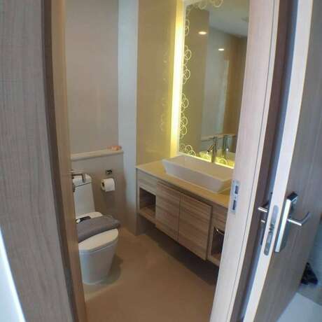 Imagen general del Hotel Riviera Pattaya Beach. Foto 13