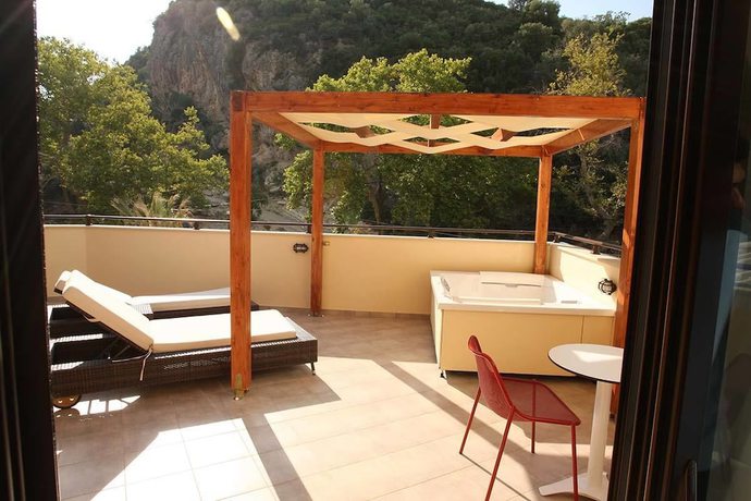 Imagen de la habitación del Hotel Riviera Perdika. Foto 4