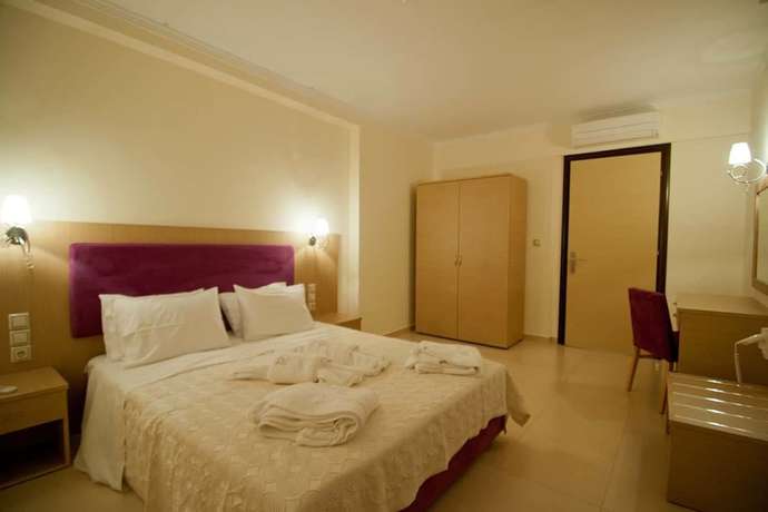 Imagen de la habitación del Hotel Riviera Perdika. Foto 6