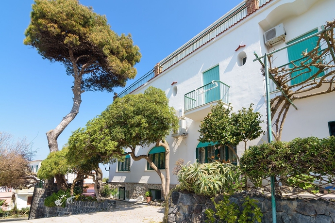 Imagen general del Hotel Riviera, Procida. Foto 2