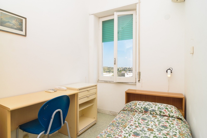 Imagen de la habitación del Hotel Riviera, Procida. Foto 9