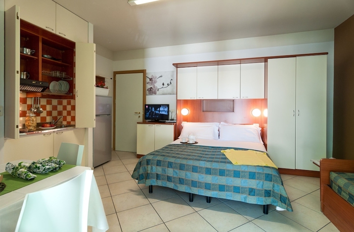 Imagen de la habitación del Hotel Riviera Residence. Foto 11