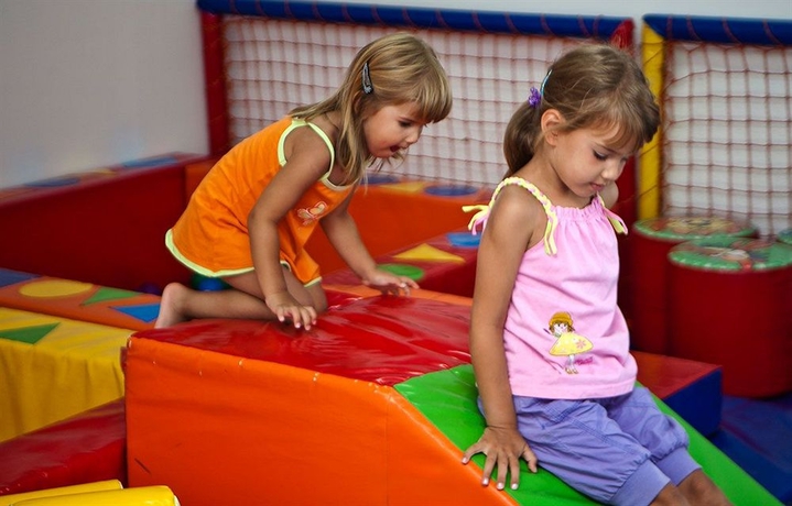 Imagen de los interiores del Hotel Riviera Resort. Foto 3