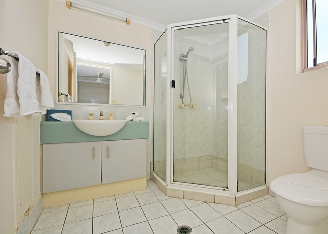 Imagen de la habitación del Hotel Riviera Resort. Foto 14