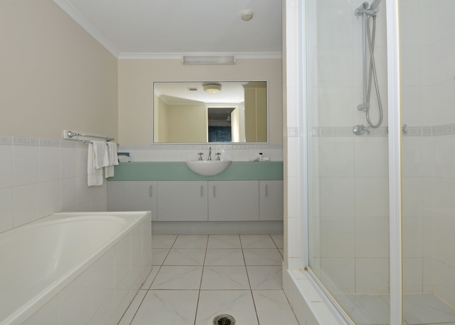 Imagen de la habitación del Hotel Riviera Resort. Foto 17