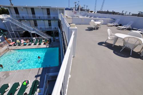 Imagen de la habitación del Hotel Riviera Resort & Suites. Foto 7