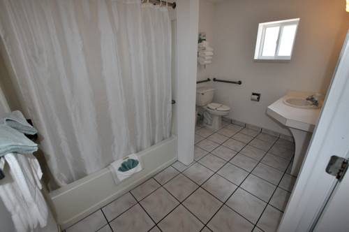 Imagen de la habitación del Hotel Riviera Resort & Suites. Foto 9