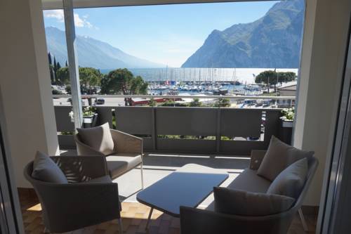 Imagen de la habitación del Hotel Riviera, Riva del Garda. Foto 2
