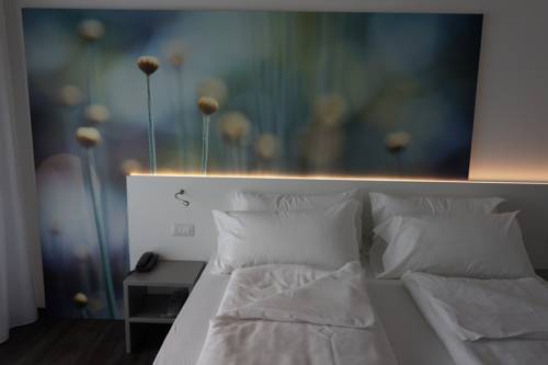 Imagen de la habitación del Hotel Riviera, Riva del Garda. Foto 10